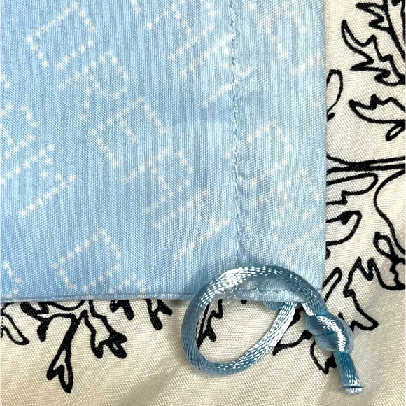 NEW Set of Two IPSY Makeup Bags - Picture 6 of 9